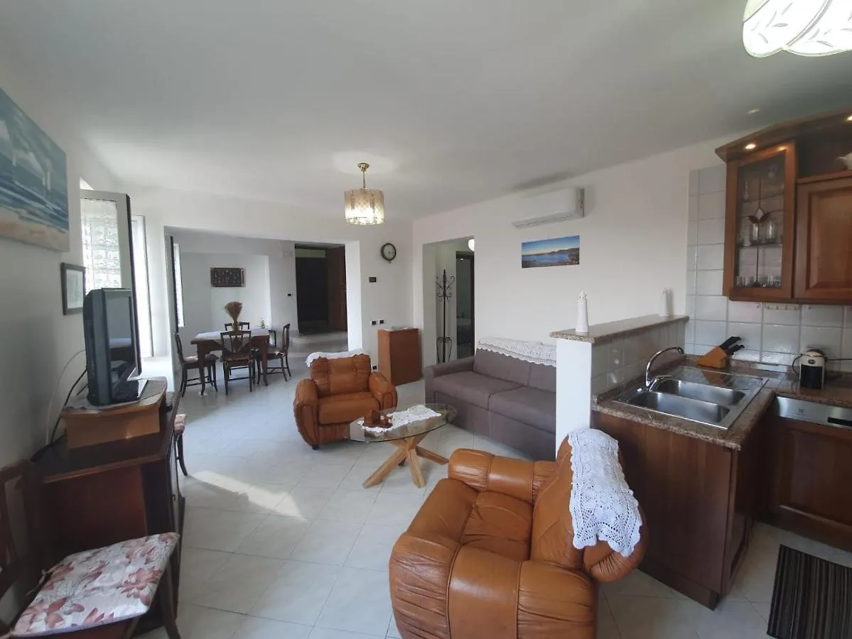 Holiday home Case Vacanze Lerici Villa Italy