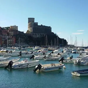 Casa A Nell'antico Borgo Hébergement de vacances