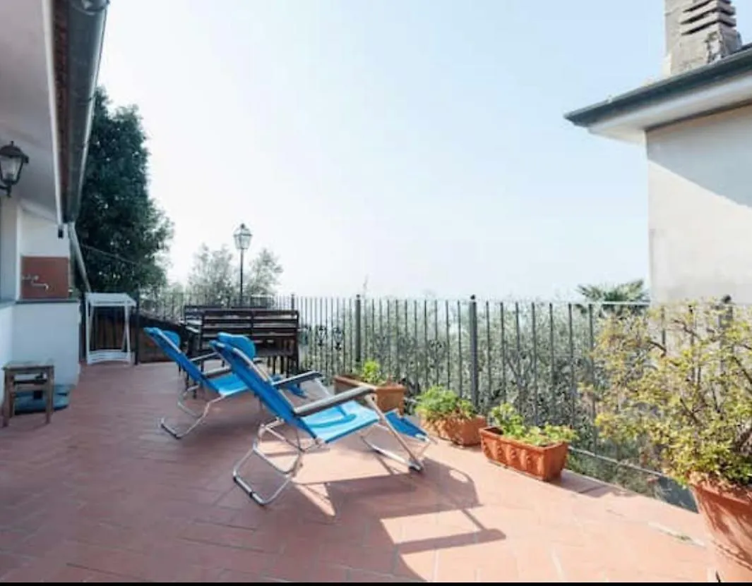 Holiday home Case Vacanze Lerici Villa
